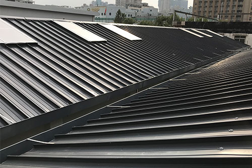 教育類(lèi)項(xiàng)目——東華大學(xué)屋面